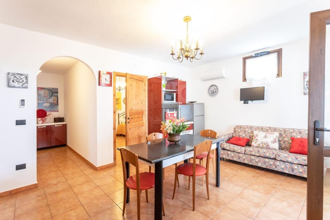 Villa Stracca Con Ampio Spazio Esterno Capilungo 外观 照片