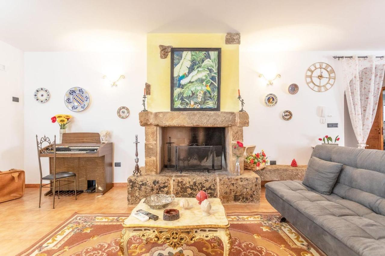 Villa Stracca Con Ampio Spazio Esterno Capilungo 外观 照片