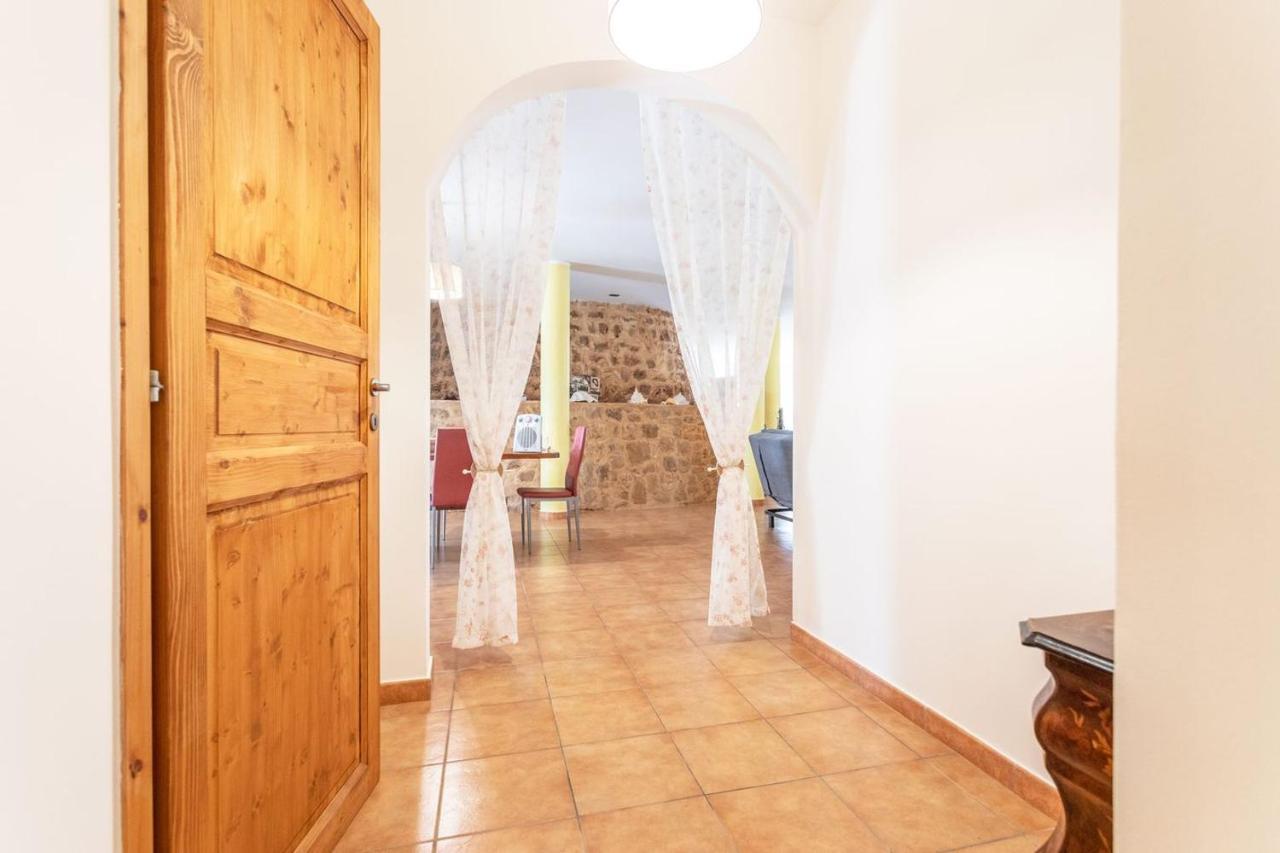Villa Stracca Con Ampio Spazio Esterno Capilungo 外观 照片