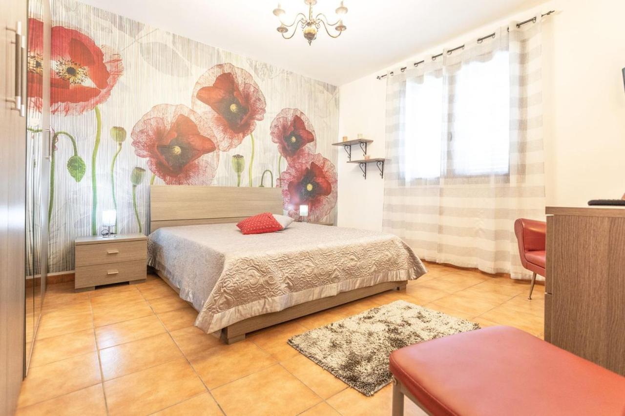 Villa Stracca Con Ampio Spazio Esterno Capilungo 外观 照片